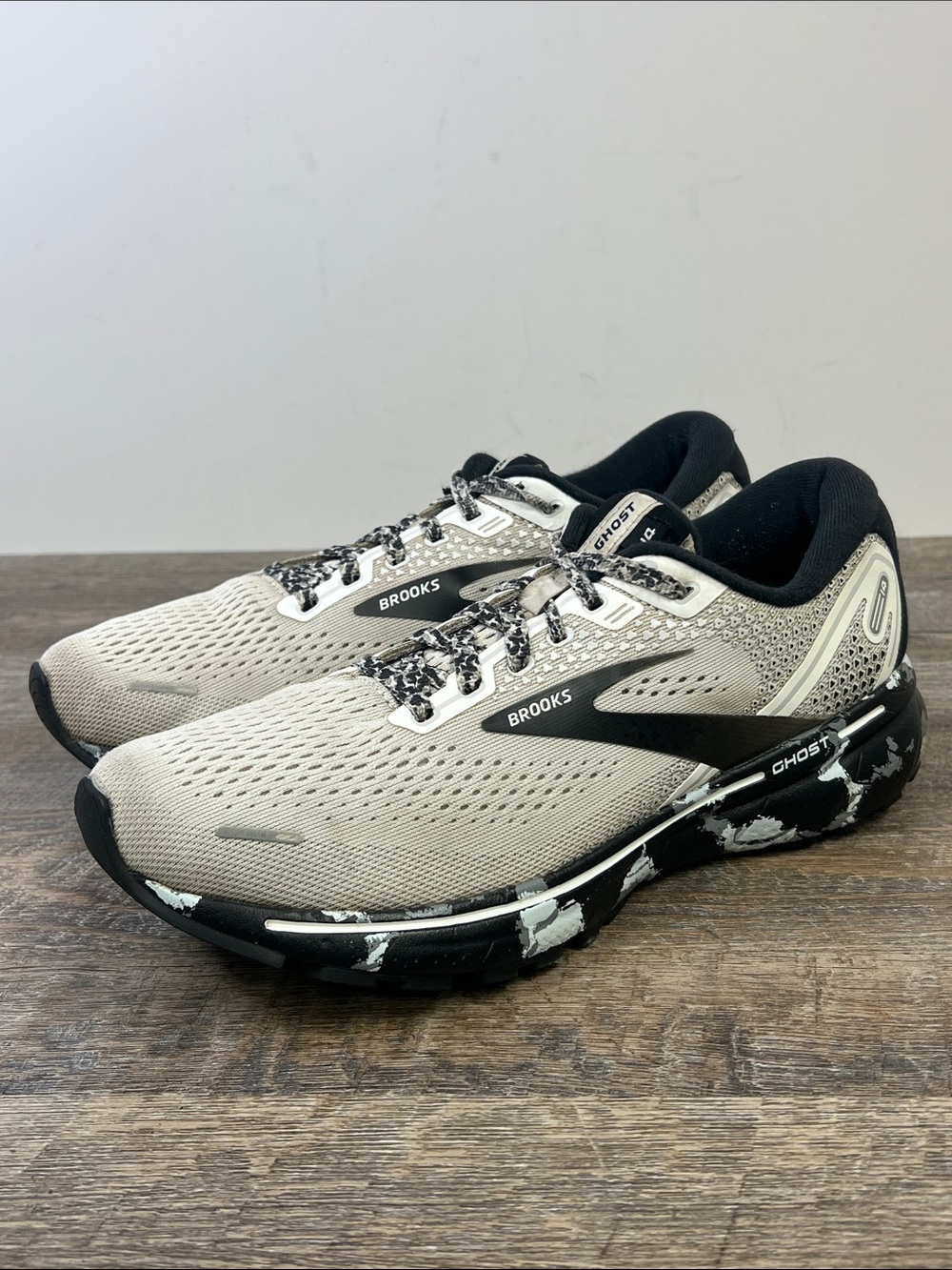 Brooks Ghost 14 Camo Running Sneakers Women’s Size 9.5 (B)